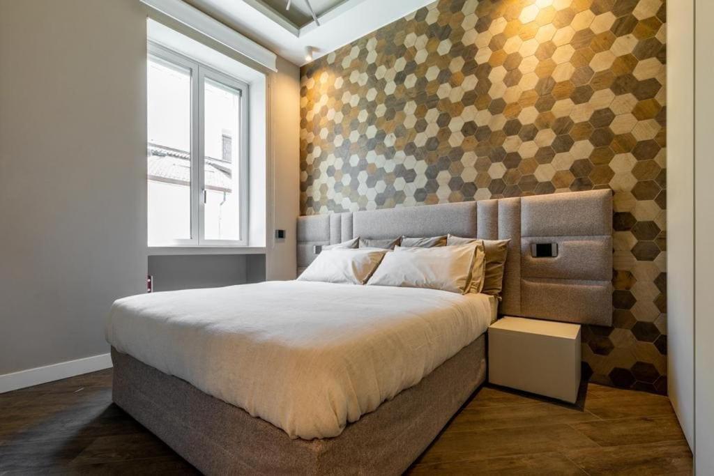 Ferienwohnung Dali Duomo Golden House Mailand Exterior foto